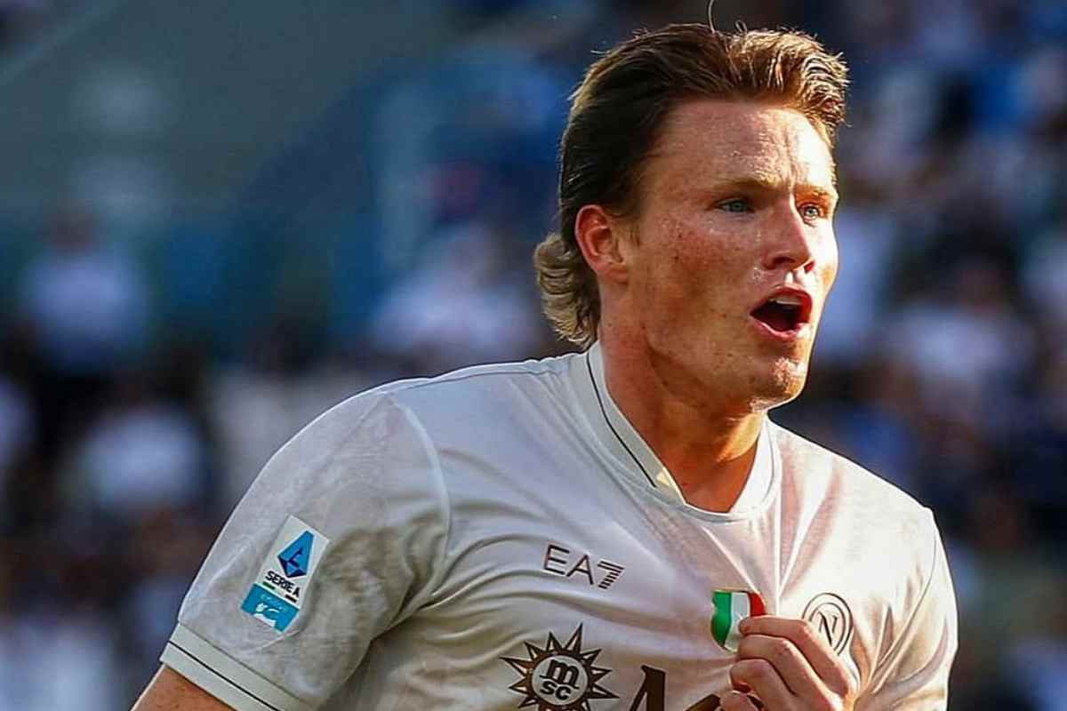 Scott McTominay con la maglia del Napoli